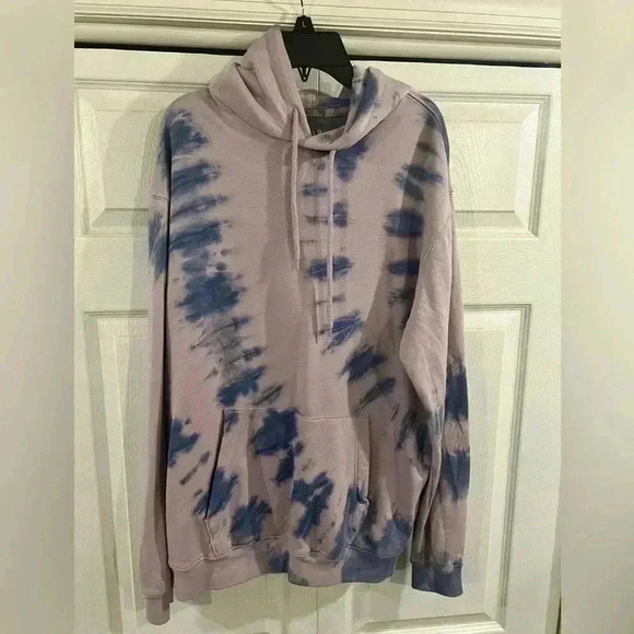 Mixed colors Gap hoodie for men size Small. Good pre owned condition - Picture 1 of 5